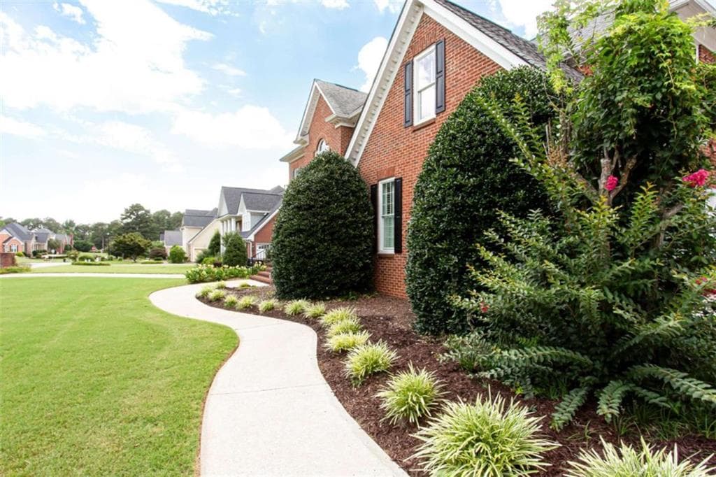 5 bedroom, 5 bathroom, 4,758 sq ft single family residence for sale at 2651 Brentford Lane, Snellville, GA 30078 — photo 10