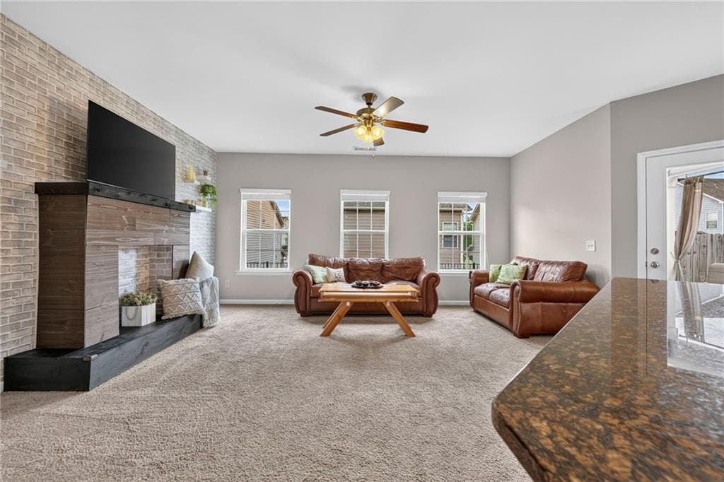 3 bedroom, 3 bathroom, 2,086 sq ft single family residence under contract at 67 Howard Avenue, Cartersville, GA 30121 — photo 10