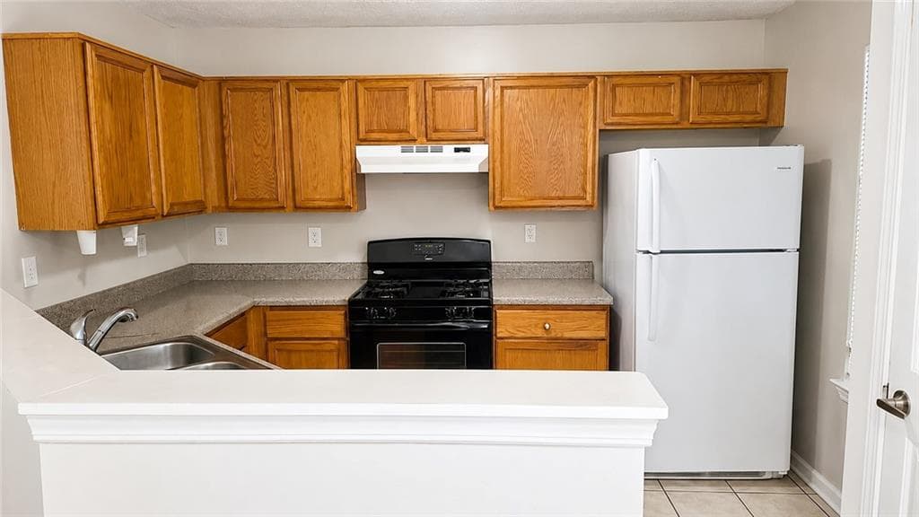 2 bedroom, 3 bathroom, 1,248 sq ft townhouse for rent at 1271 Vintage Pointe Dr, Lawrenceville, GA 30044 for $1,700 a month — photo 3
