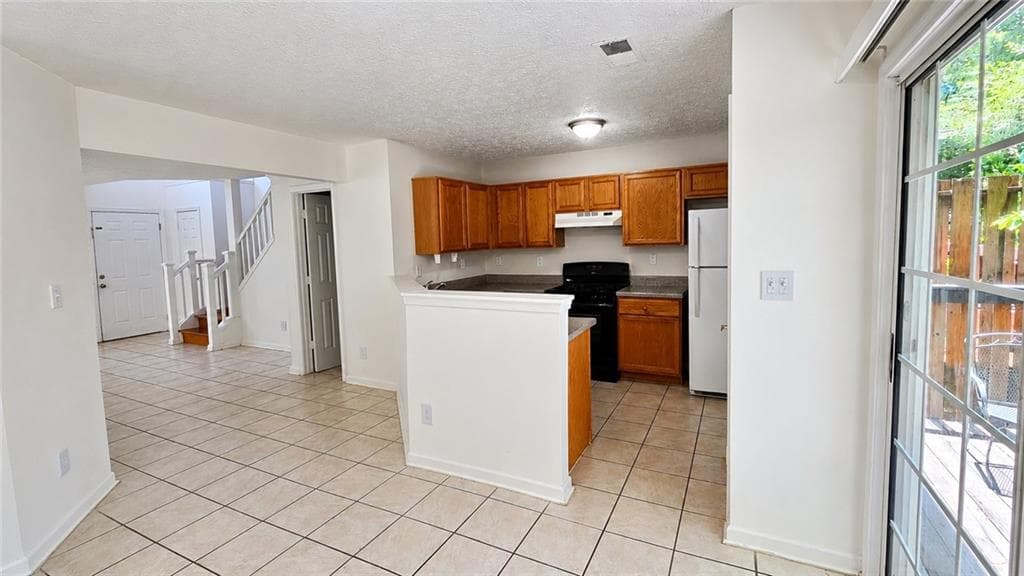 2 bedroom, 3 bathroom, 1,248 sq ft townhouse for rent at 1271 Vintage Pointe Dr, Lawrenceville, GA 30044 for $1,700 a month — photo 4