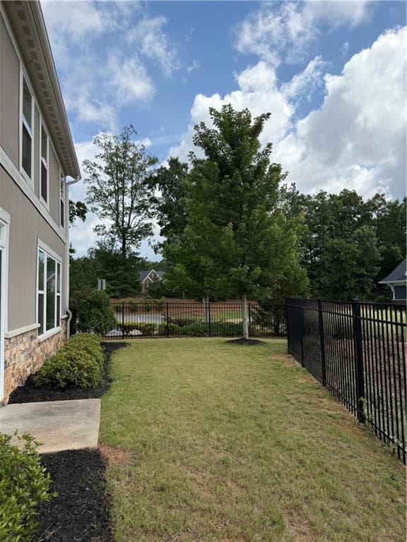 4 bedroom, 4 bathroom, 2,828 sq ft single family residence for sale at 2070 Birmingham Court, Cumming, GA 30040 — photo 4