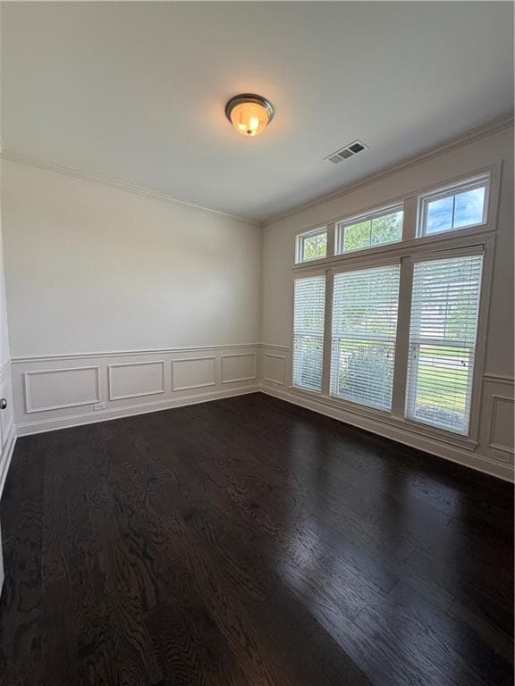 4 bedroom, 4 bathroom, 2,828 sq ft single family residence for sale at 2070 Birmingham Court, Cumming, GA 30040 — photo 9