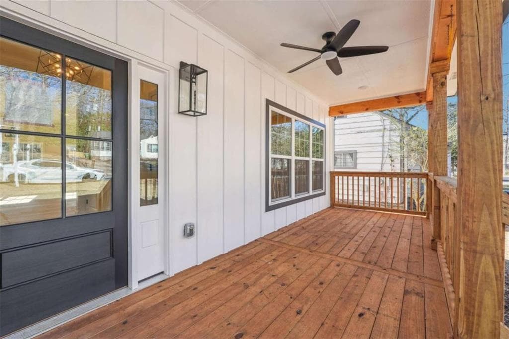 4 bedroom, 3 bathroom, 2,526 sq ft single family residence for sale at 1620 SW Derry Avenue, Atlanta, GA 30310 — photo 3