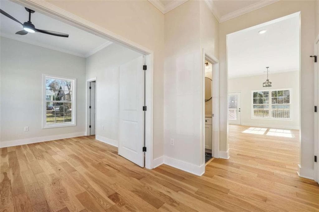 4 bedroom, 3 bathroom, 2,526 sq ft single family residence for sale at 1620 SW Derry Avenue, Atlanta, GA 30310 — photo 6
