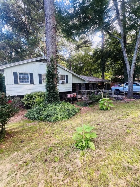 3 bedroom, 2 bathroom, 1,201 sq ft single family residence for sale at 2749 Shelley Lane, Ellenwood, GA 30294 — photo 2