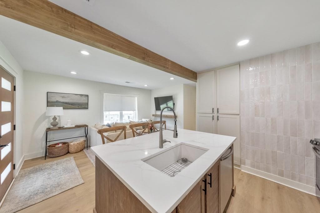 3 bedroom, 3 bathroom, 2,106 sq ft single family residence for sale at 235 Mathews Circle, Marietta, GA 30067 — photo 9