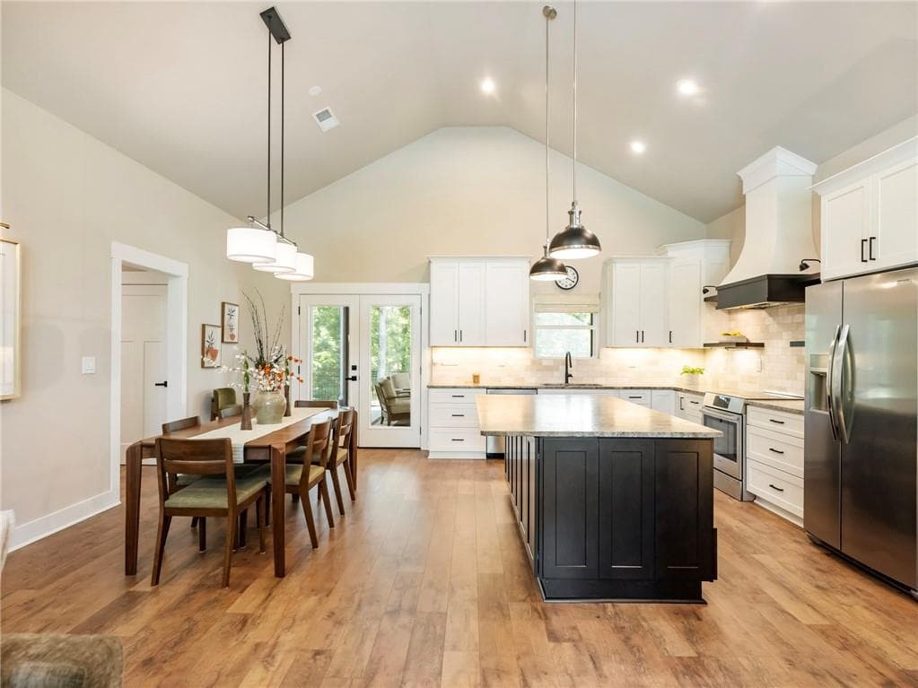3 bedroom, 2 bathroom, 1,500 sq ft single family residence under contract at 1320 heads ferry Road, Cornelia, GA 30531 — photo 6