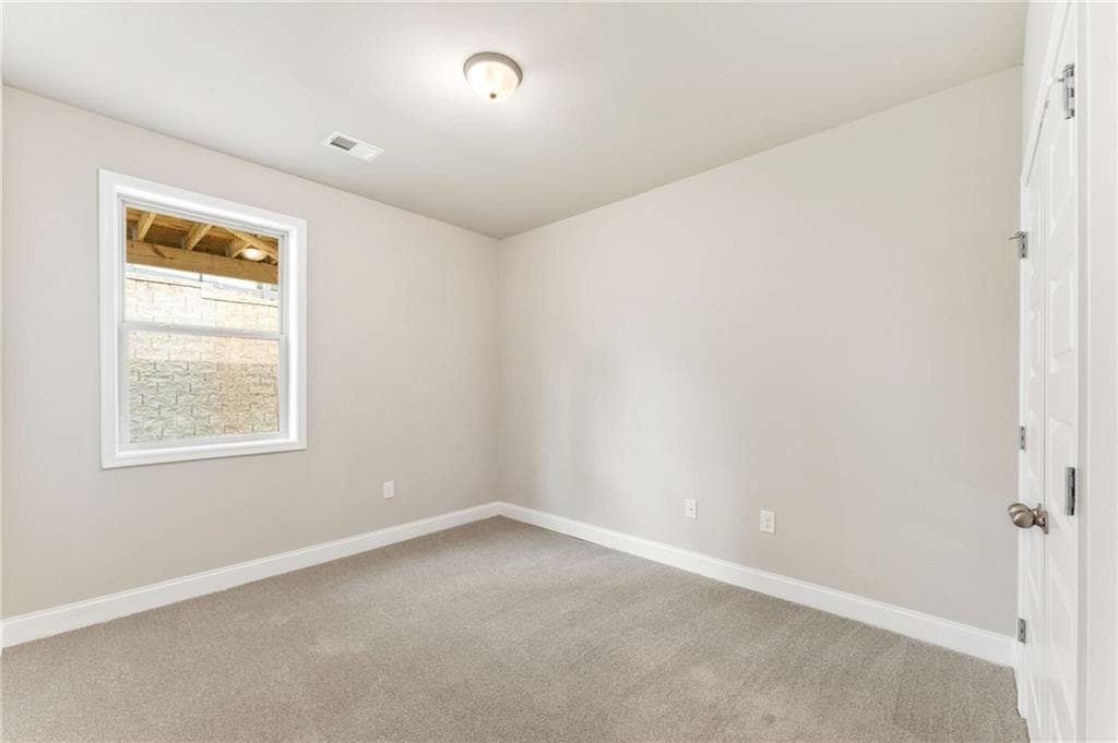 3 bedroom, 3 bathroom, 2,619 sq ft condominium under contract at 2020 Manor Pointe Drive 19, Cumming, GA 30041 — photo 4
