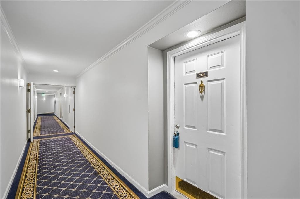 2 bedroom, 2 bathroom, 1,249 sq ft condominium for sale at 3308 Pine Heights Drive, Atlanta, GA 30324 — photo 6