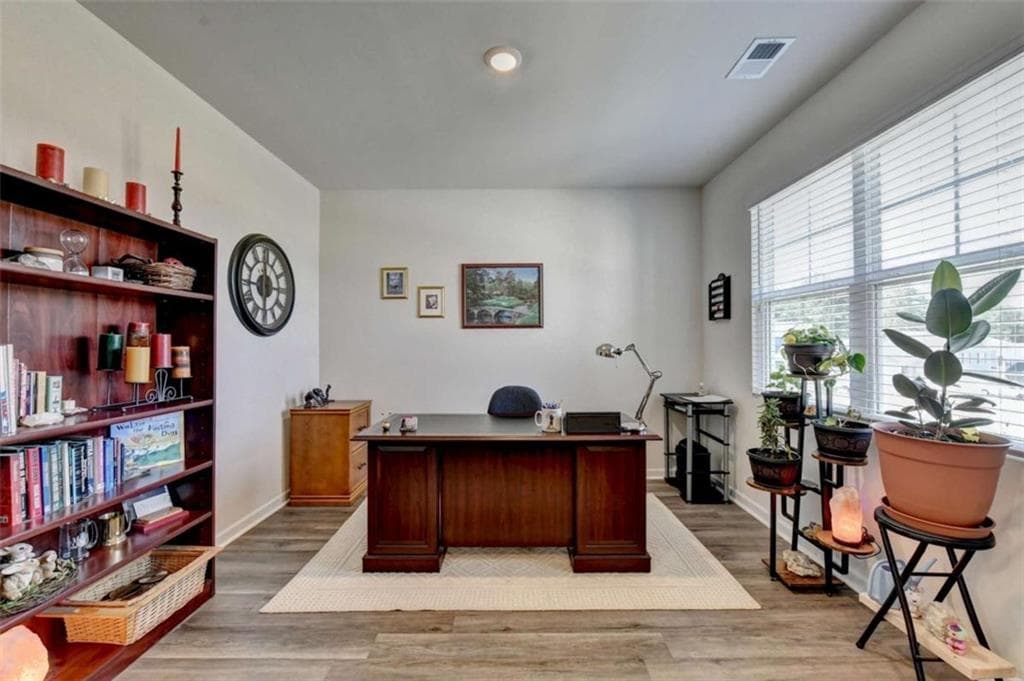4 bedroom, 3 bathroom, 2,338 sq ft single family residence under contract at 147 Storm Lane, Hoschton, GA 30548 — photo 6