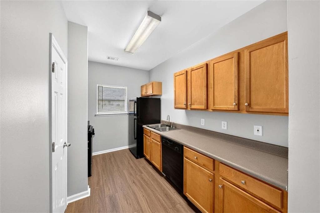 3 bedroom, 3 bathroom, 1,568 sq ft single family residence for rent at 4852 Tangerine Circle, Oakwood, GA 30566 for $2,000 a month — photo 8