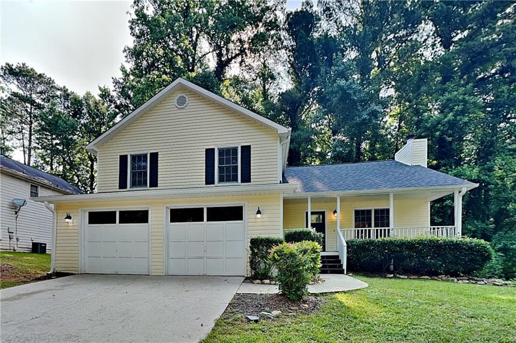 4 bedroom, 2 bathroom, 1,960 sq ft single family residence for rent at 5336 Muirwood Place, Powder Springs, GA 30127 for $2,045 a month