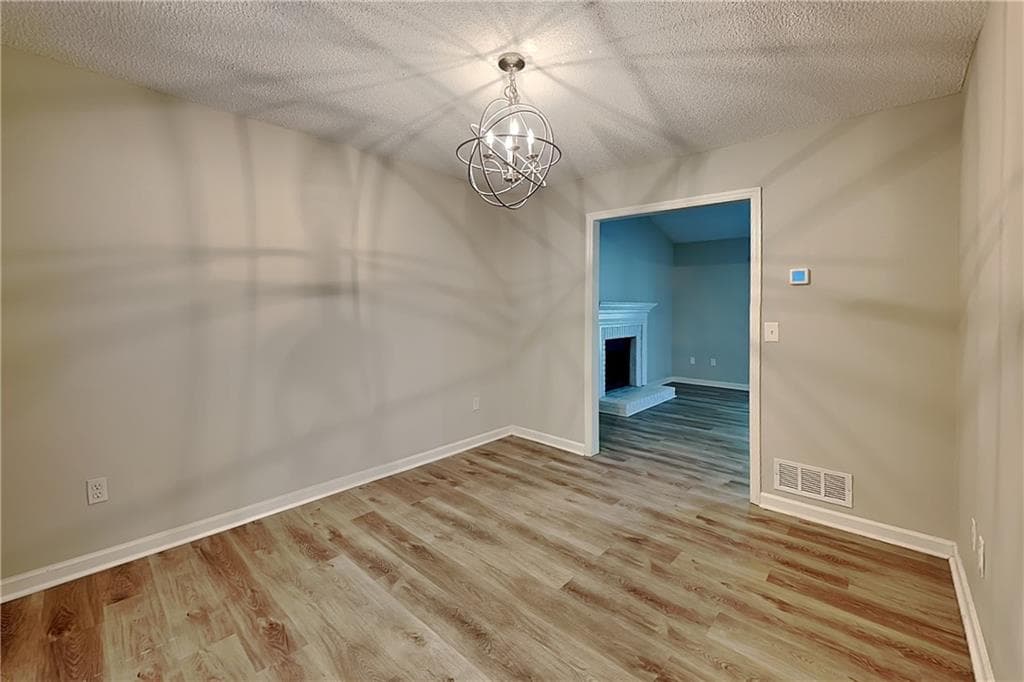 4 bedroom, 2 bathroom, 1,960 sq ft single family residence for rent at 5336 Muirwood Place, Powder Springs, GA 30127 for $2,045 a month — photo 6