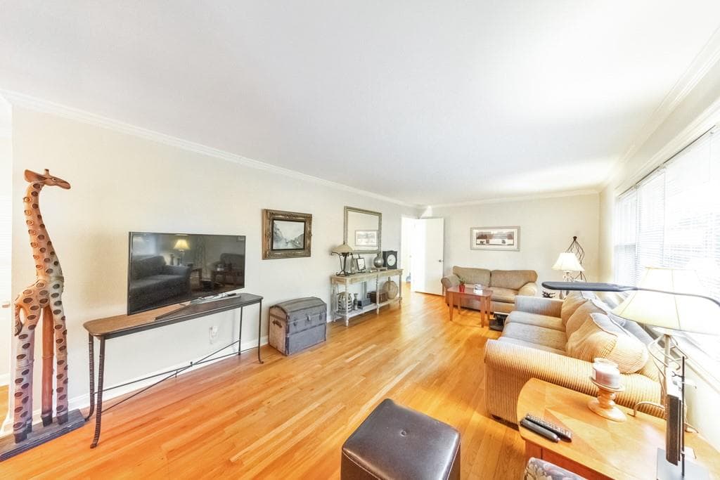 4 bedroom, 3 bathroom, 2,091 sq ft single family residence under contract at 798 Pinehill Drive, Smyrna, GA 30080 — photo 10