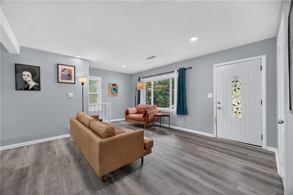 4 bedroom, 2 bathroom, 1,800 sq ft single family residence for sale at 2162 Doris Drive, Decatur, GA 30034 — photo 7