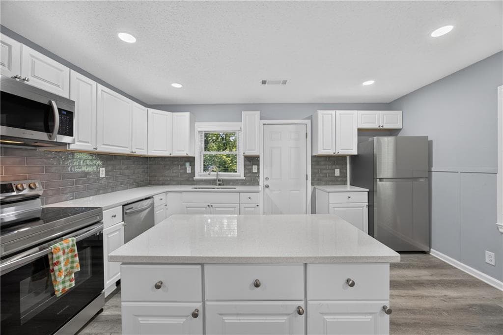 4 bedroom, 2 bathroom, 1,800 sq ft single family residence for sale at 2162 Doris Drive, Decatur, GA 30034 — photo 10