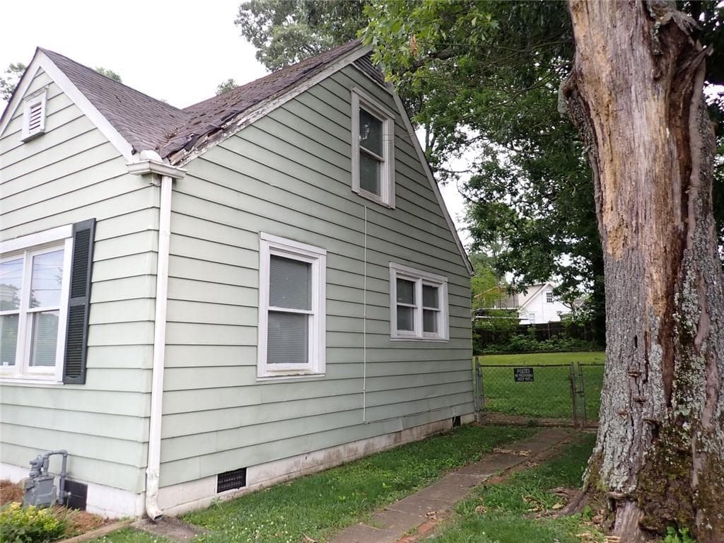 3 bedroom, 1 bathroom, 1,218 sq ft single family residence under contract at 1476 Cambridge Avenue, College Park, GA 30337 — photo 3