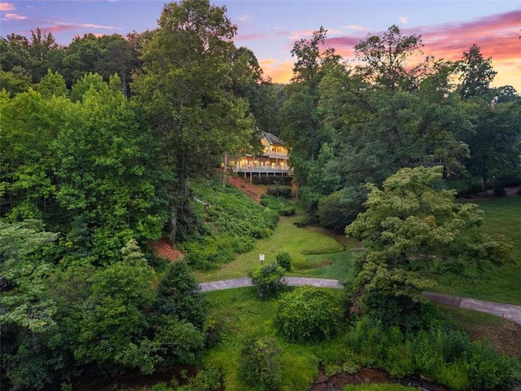 4 bedroom, 4 bathroom, 4,215 sq ft single family residence for sale at 2200 Orchard Drive, Clarkesville, GA 30523 — photo 3