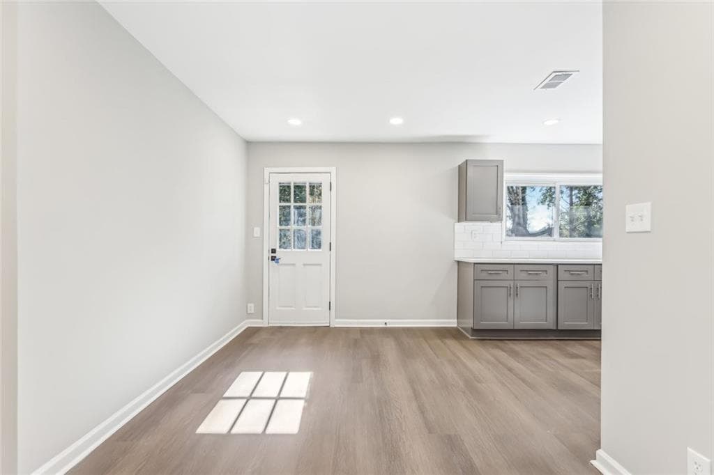 3 bedroom, 2 bathroom, 1,711 sq ft single family residence for sale at 2907 Monterey Drive, Decatur, GA 30032 — photo 8