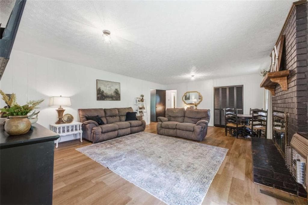 3 bedroom, 2 bathroom, 1,828 sq ft single family residence for sale at 300 Ridgewood Road, Cedartown, GA 30125 — photo 6