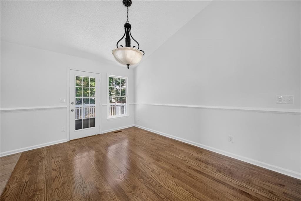 5 bedroom, 3 bathroom, 2,064 sq ft single family residence under contract at 4349 Starboard Drive, Powder Springs, GA 30127 — photo 8
