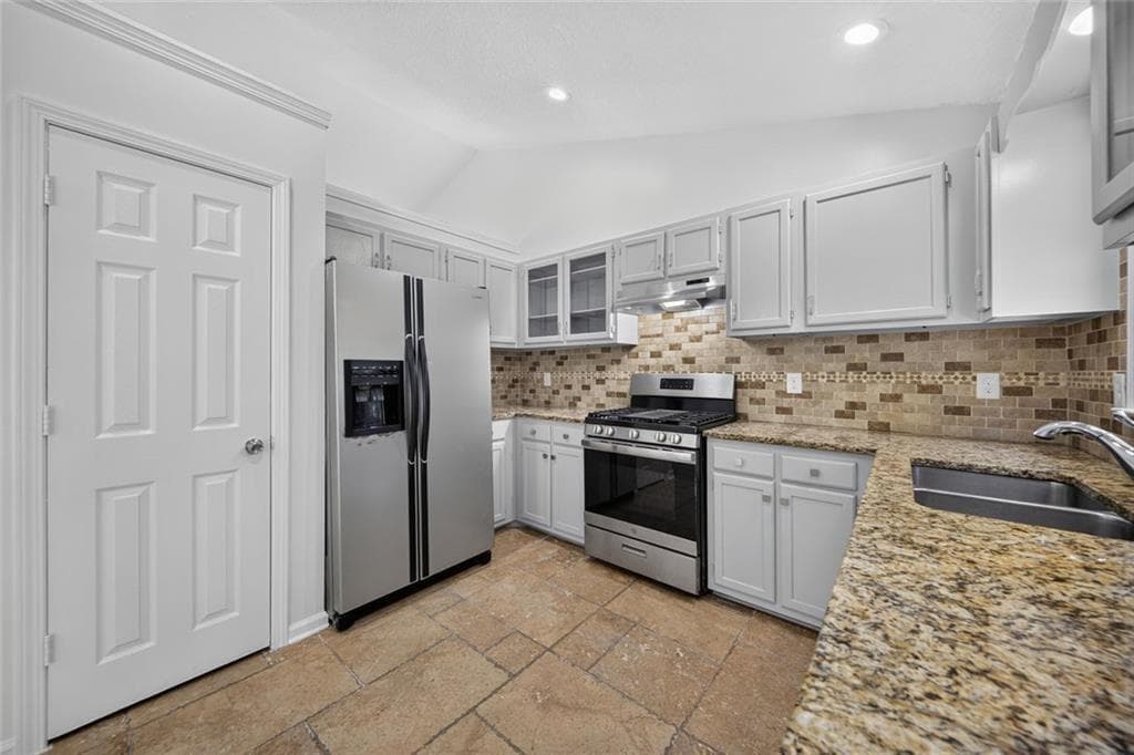 5 bedroom, 3 bathroom, 2,064 sq ft single family residence under contract at 4349 Starboard Drive, Powder Springs, GA 30127 — photo 10