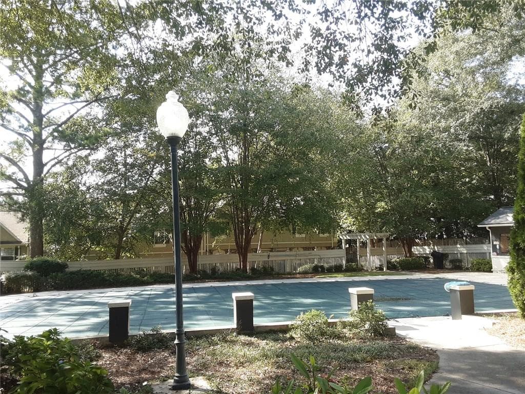 2 bedroom, 3 bathroom condominium for rent at 6900 Roswell Road O3, Sandy Springs, GA 30328 for $2,100 a month — photo 4