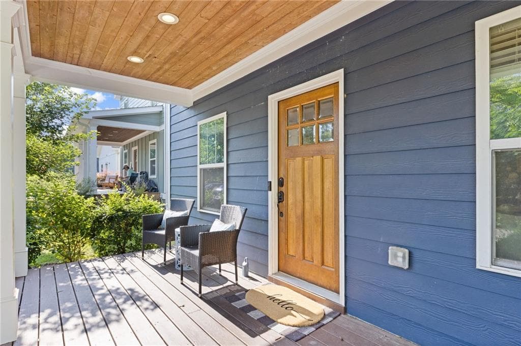 2 bedroom, 3 bathroom, 1,440 sq ft single family residence under contract at 226 Old Canton Circle, Ball Ground, GA 30107 — photo 3