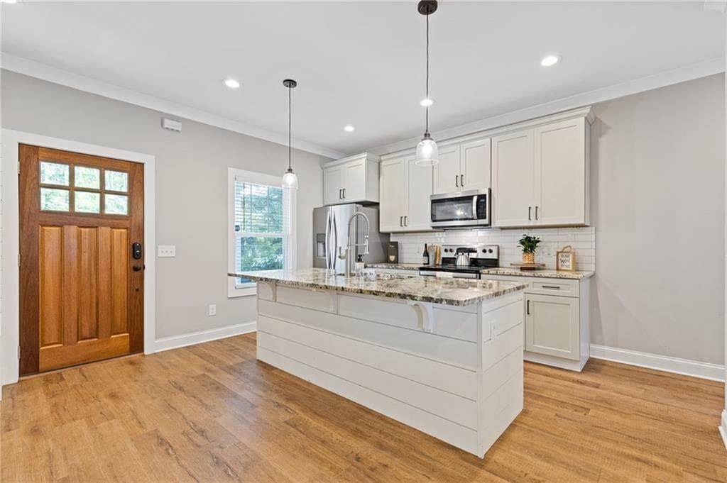 2 bedroom, 3 bathroom, 1,440 sq ft single family residence under contract at 226 Old Canton Circle, Ball Ground, GA 30107 — photo 7