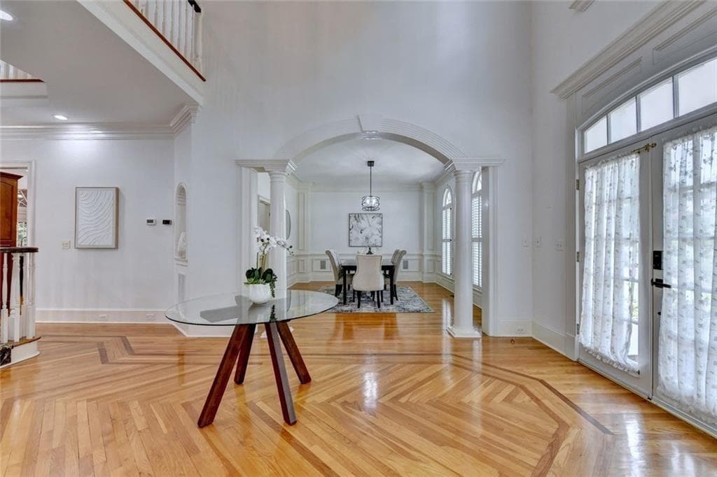 5 bedroom, 5 bathroom, 6,752 sq ft single family residence under contract at 2200 Ascott Valley Trace, Johns Creek, GA 30097 — photo 9
