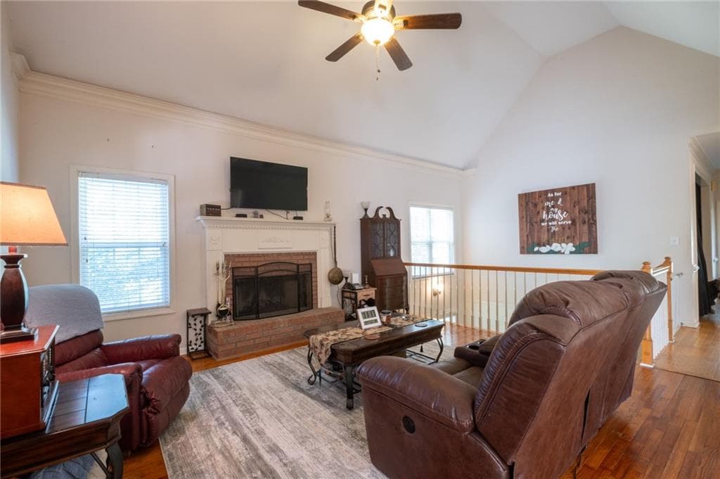 4 bedroom, 3 bathroom, 3,687 sq ft single family residence for sale at 123 W Castle View Drive, Braselton, GA 30517 — photo 3