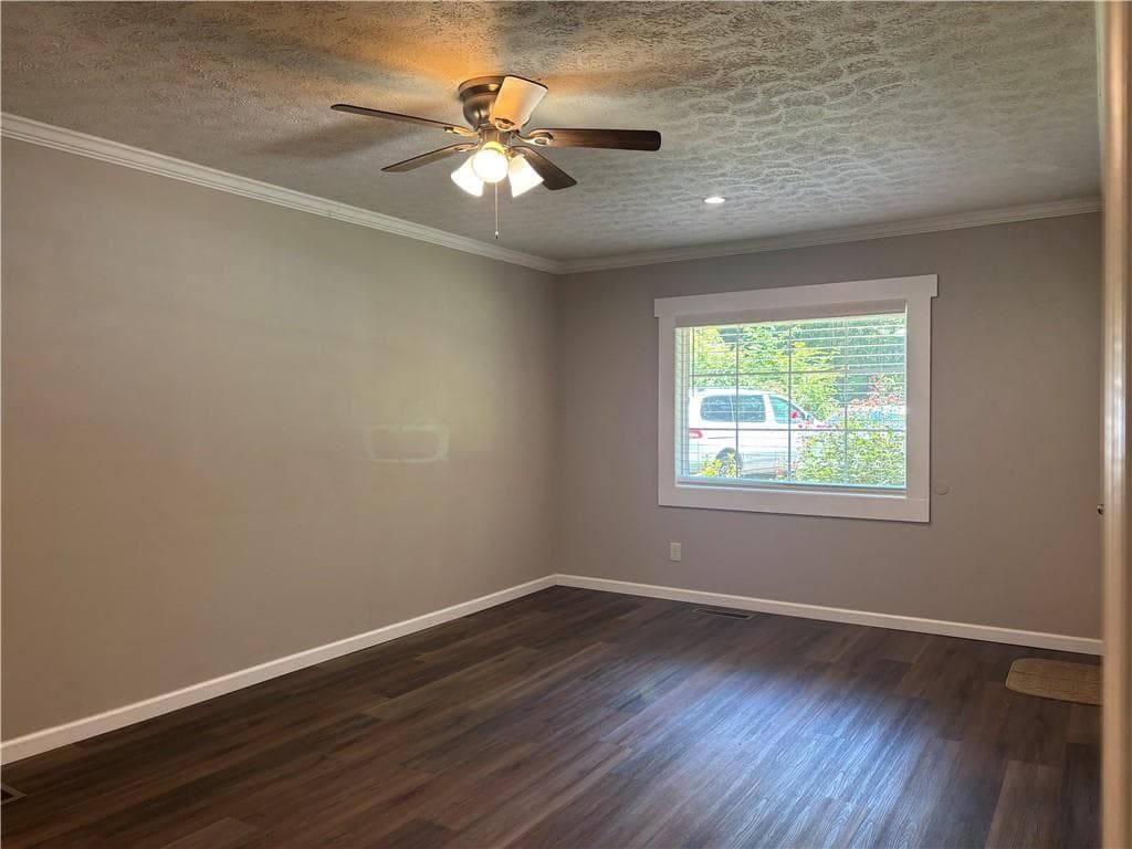 2 bedroom, 1 bathroom, 1,637 sq ft duplex for rent at 152 Fields Landing Drive B, Canton, GA 30114 for $1,675 a month — photo 7