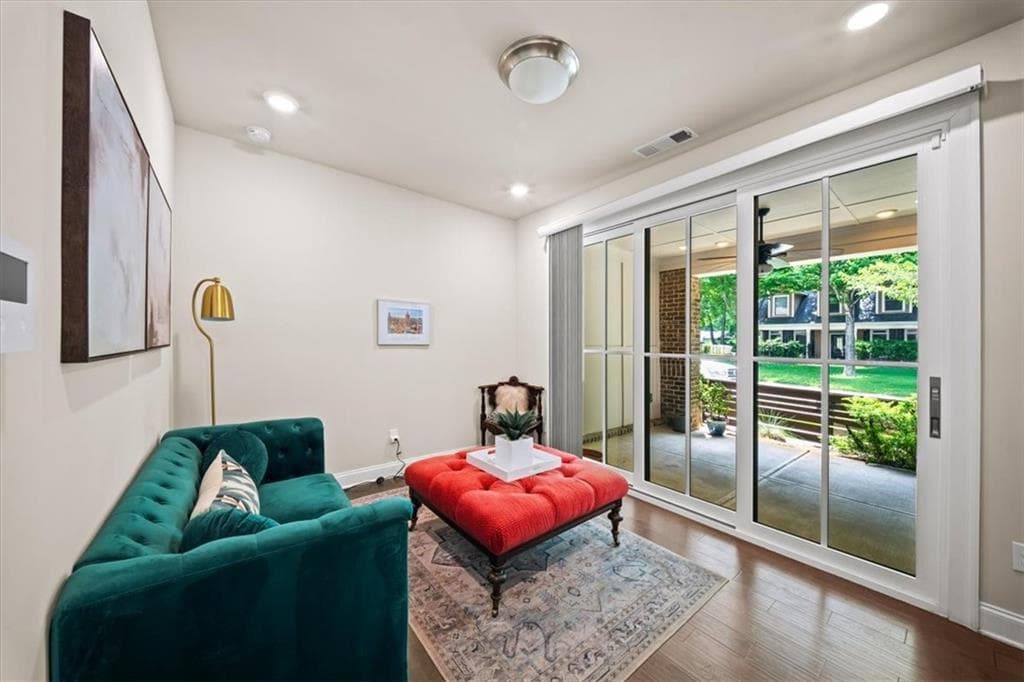 3 bedroom, 3 bathroom, 1,976 sq ft townhouse for rent at 1829 La Dawn Lane, Atlanta, GA 30318 for $3,500 a month — photo 4