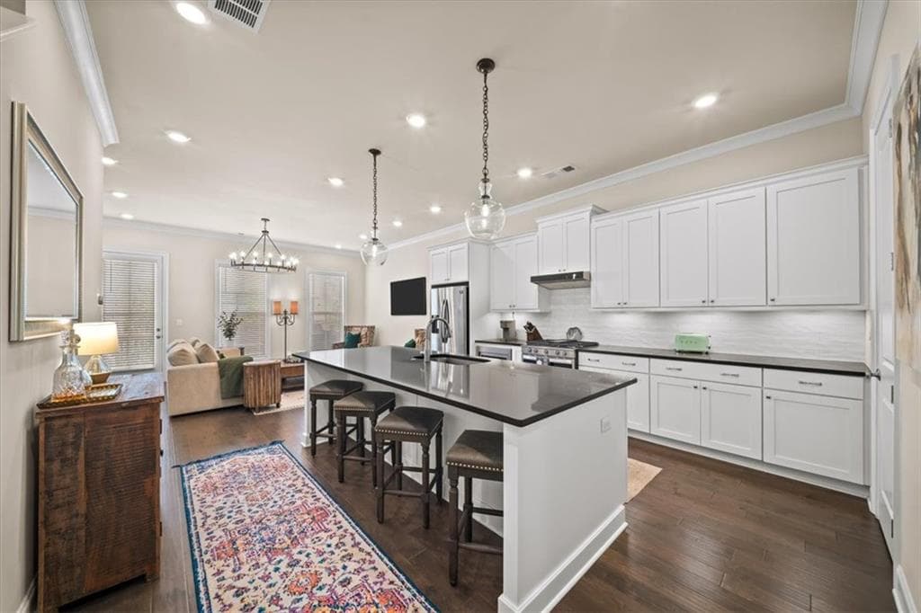 3 bedroom, 3 bathroom, 1,976 sq ft townhouse for rent at 1829 La Dawn Lane, Atlanta, GA 30318 for $3,500 a month — photo 5