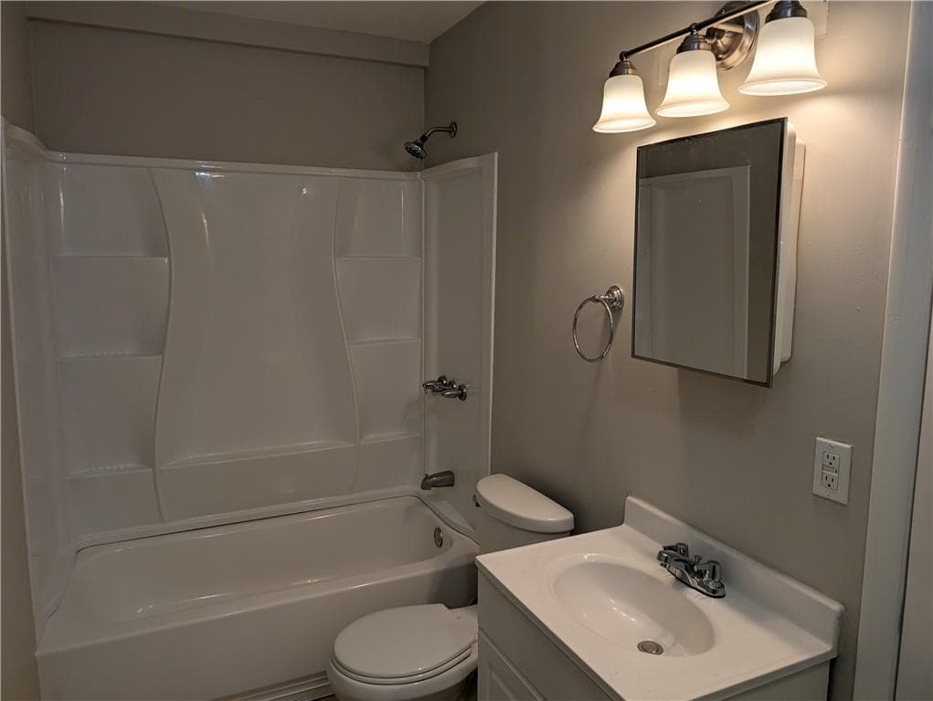 3 bedroom, 2 bathroom, 1,225 sq ft single family residence for sale at 5582 Mulberry Street, Flowery Branch, GA 30542 — photo 8