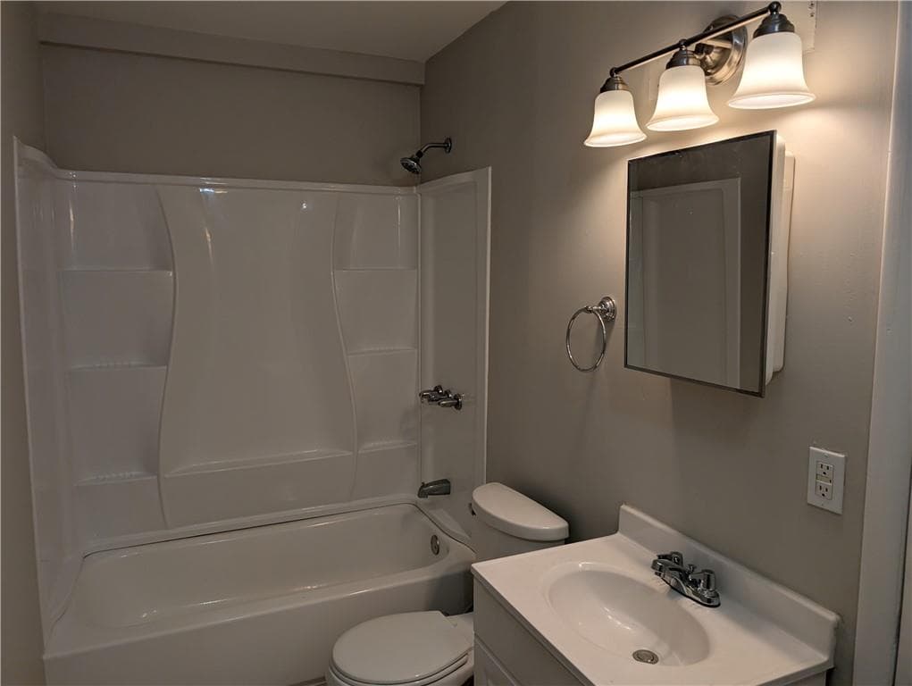 3 bedroom, 2 bathroom, 1,225 sq ft single family residence for sale at 5582 Mulberry Street, Flowery Branch, GA 30542 — photo 9