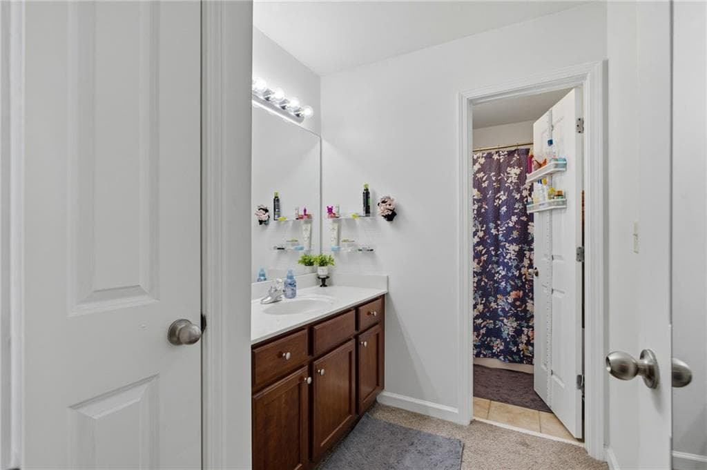 3 bedroom, 3 bathroom, 2,161 sq ft single family residence under contract at 6010 Riverwood Drive, Braselton, GA 30517 — photo 7