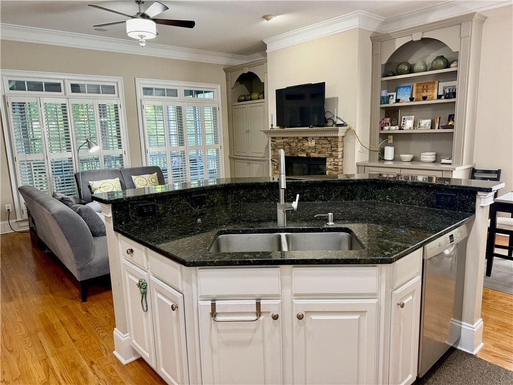 5 bedroom, 5 bathroom single family residence for rent at 906 Wescott Lane, Atlanta, GA 30319 for $6,000 a month — photo 7