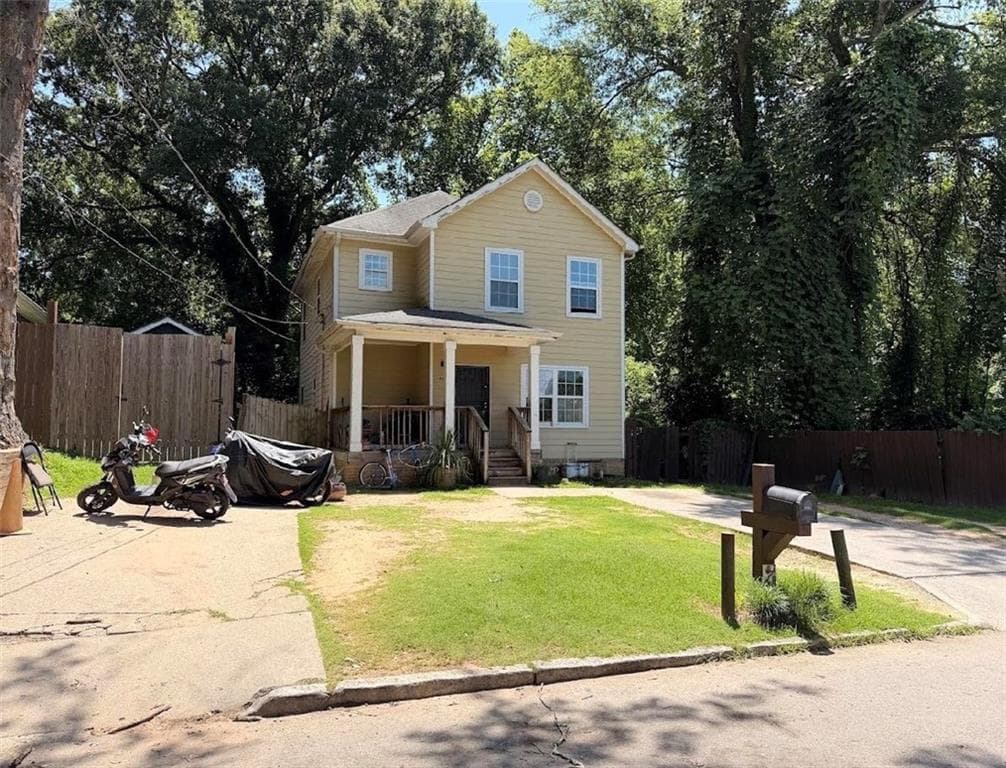 3 bedroom, 3 bathroom, 1,500 sq ft single family residence under contract at 489 Cairo, Atlanta, GA 30314 — photo 2