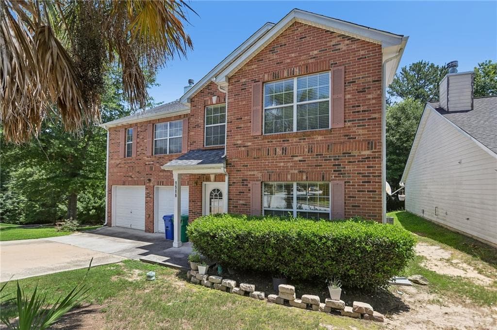 5 bedroom, 3 bathroom, 2,724 sq ft single family residence for sale at 1586 Rice Square, Lithonia, GA 30058