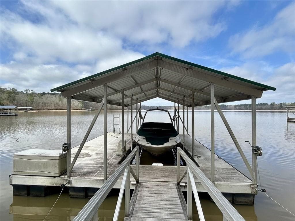 4 bedroom, 3 bathroom, 3,256 sq ft single family residence for sale at 1075 Willow Way, Lincolnton, GA 30817 — photo 8