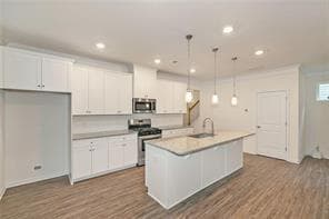 4 bedroom, 3 bathroom, 1,979 sq ft single family residence for rent at 124 Bryon Lane, Acworth, GA 30102 for $2,400 a month — photo 4