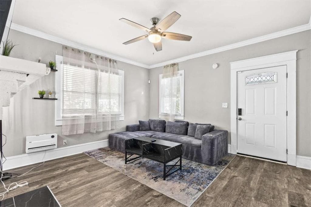 3 bedroom, 2 bathroom, 972 sq ft single family residence for sale at 1137 Arlington Avenue, Atlanta, GA 30310 — photo 4