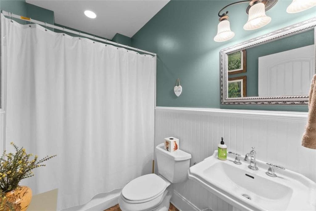 3 bedroom, 3 bathroom, 3,904 sq ft single family residence for sale at 746 Plum Lane, Clarkesville, GA 30523 — photo 9