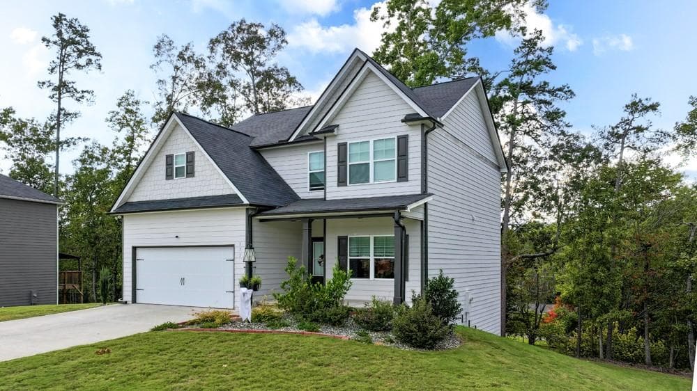 4 bedroom, 3 bathroom, 2,266 sq ft single family residence for sale at 171 Quail Forest Circle, Toccoa, GA 30577 — photo 3