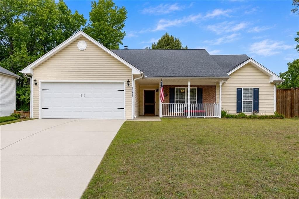 3 bedroom, 2 bathroom, 1,821 sq ft single family residence for sale at 5825 April Drive, Sugar Hill, GA 30518 — photo 4