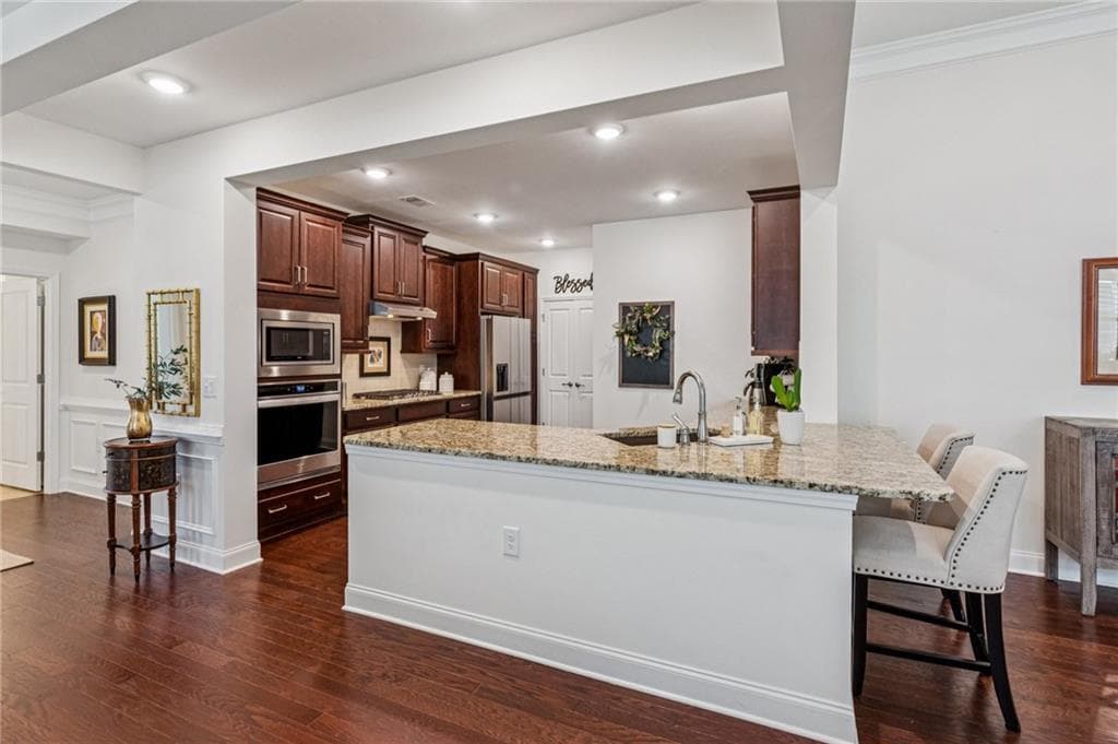 3 bedroom, 3 bathroom, 2,731 sq ft condominium for sale at 1001 Lexington Green Pines, Cumming, GA 30040 — photo 6