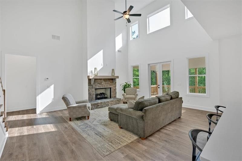 5 bedroom, 4 bathroom, 3,137 sq ft single family residence for sale at 8 Greencliff Way, Cartersville, GA 30120 — photo 9