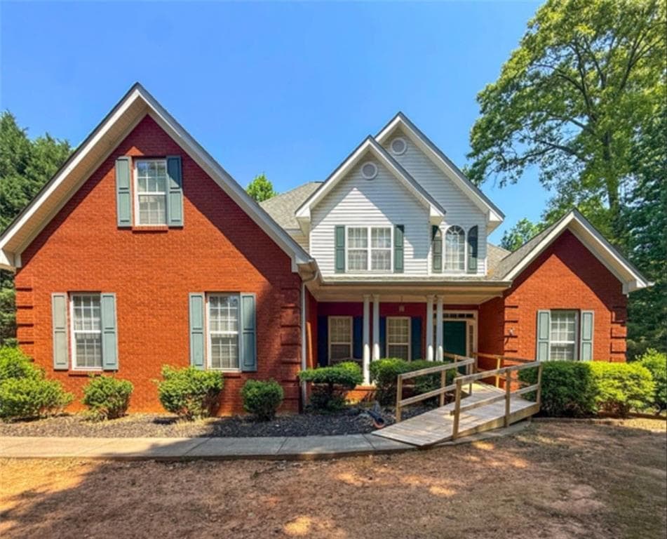 4 bedroom, 3 bathroom, 2,314 sq ft single family residence for sale at 1020 Bench Mark Drive, Mcdonough, GA 30252 — photo 1 of 4