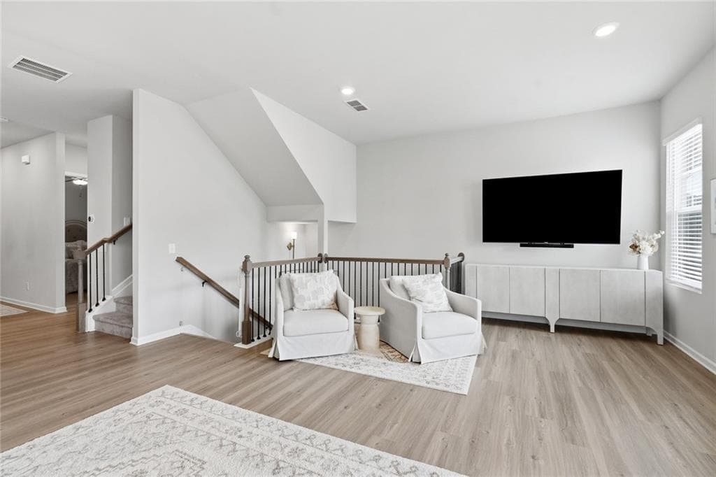 4 bedroom, 3 bathroom, 2,171 sq ft single family residence for sale at 429 Bishop Lane, Woodstock, GA 30188 — photo 6